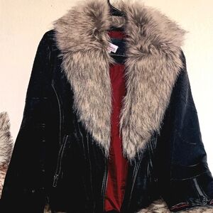 Luxurious Bloome dejeunefille fur lined faux leather jacket. Size L.